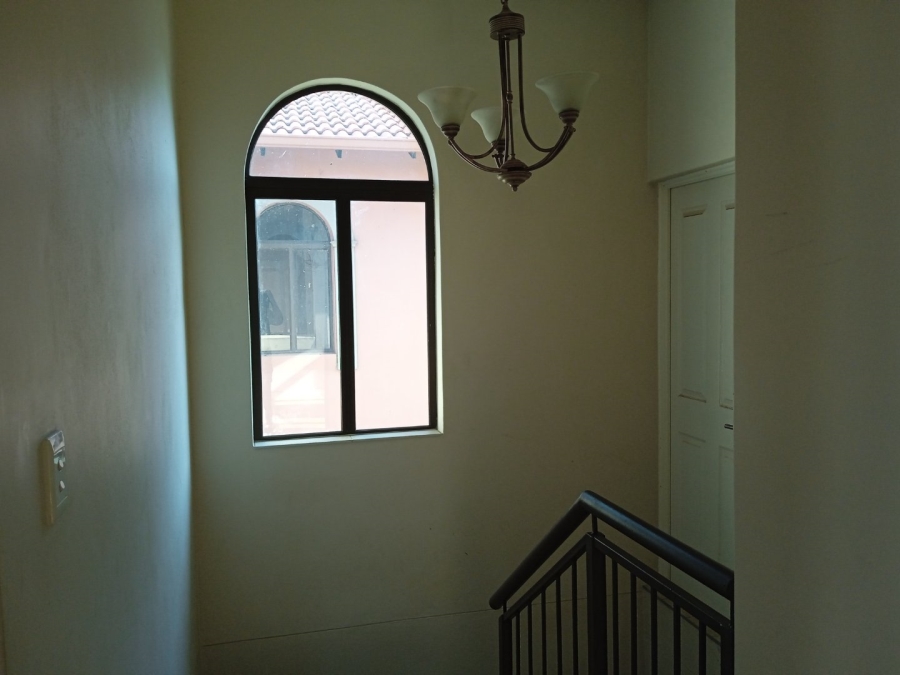 3 Bedroom Property for Sale in Ifafi North West
